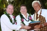 Hawaiian Style Gay Weddings Image 1