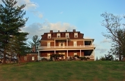 The Reynolds Mansion Bed & Breakfast Inn