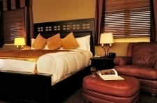 Swans Suite Hotel & Brewpub