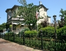 Roussell's Garden Bed and Breakfast